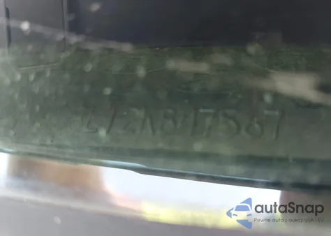 2002 Ford F150 Lariat/Xlt z USA, uszkodzony, nr VIN 1FTRW08L12KB47567